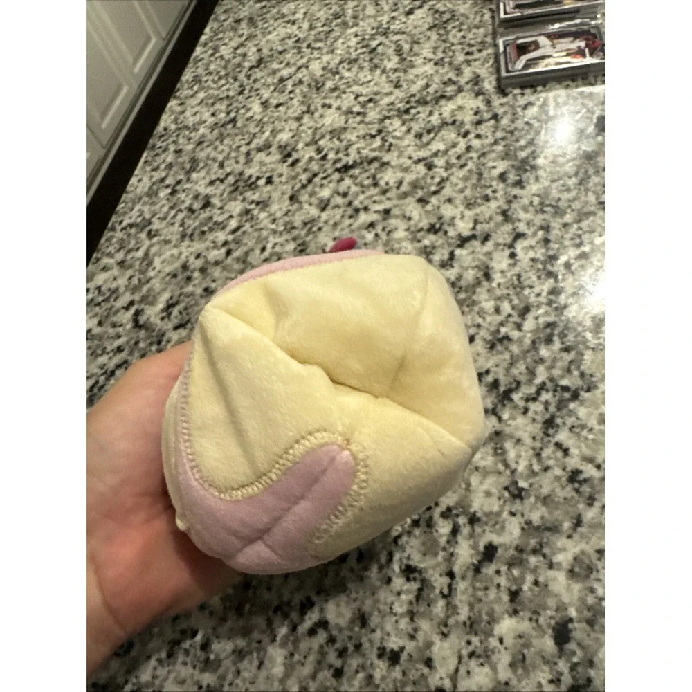 Disney Store Eeyore Bean Bag In An‎ Egg Shell W/ Baby Chicks Easter 7